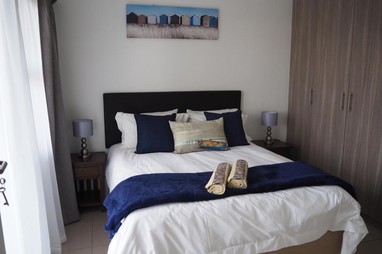 Or Tambo Self Catering Apartments, The Willows Boksburg Bagian luar foto