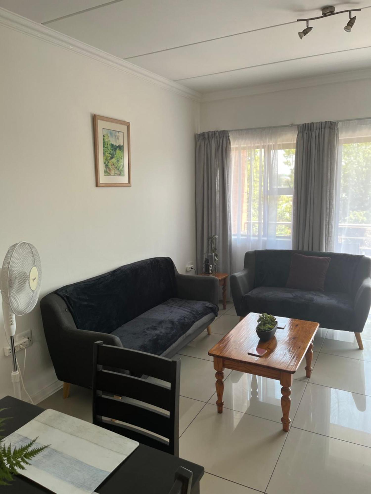 Or Tambo Self Catering Apartments, The Willows Boksburg Bagian luar foto